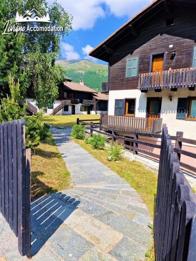 Chalet Rododendro Forest By Livigno Accomodation Exterior foto