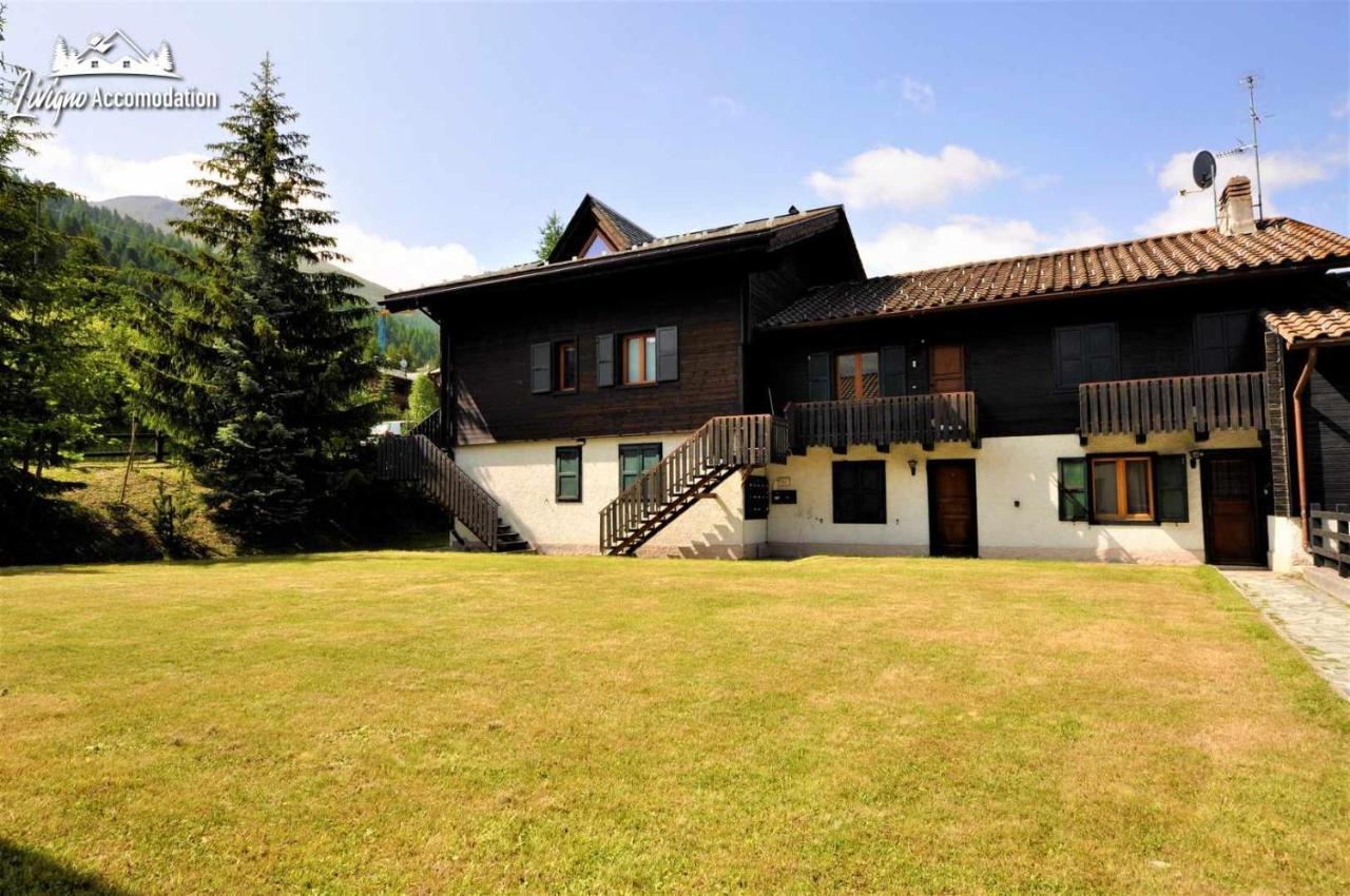Chalet Rododendro Forest By Livigno Accomodation Exterior foto